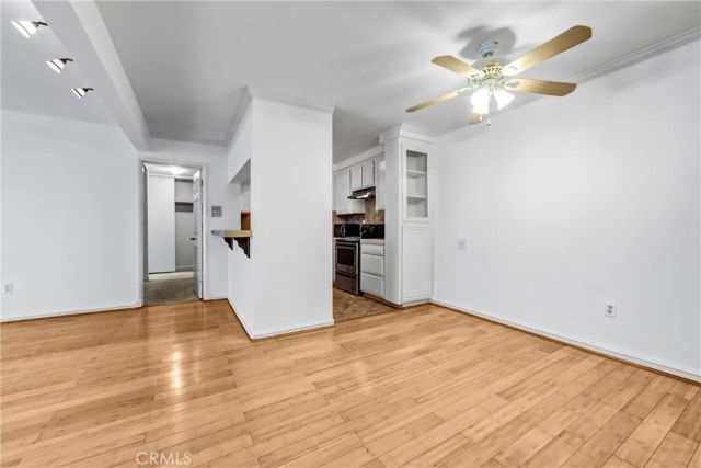 5334 Lindley Avenue 219, Encino, CA 91316