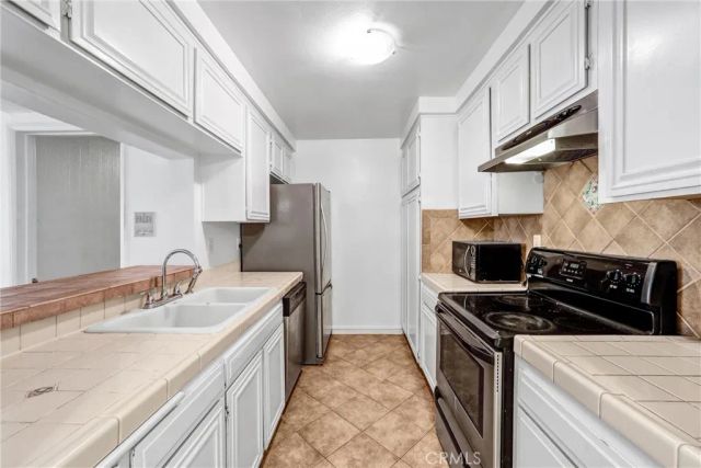 5334 Lindley Avenue 219, Encino, CA 91316