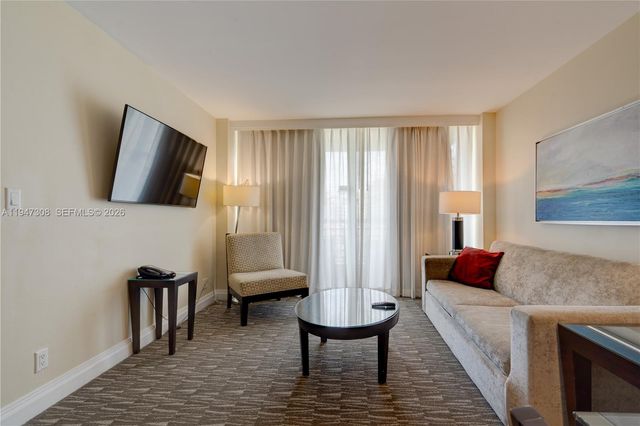 2670 E Sunrise Blvd 715, Fort Lauderdale, FL 33304