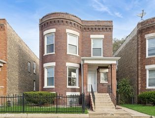 1754 E 73rd Street 1, Chicago, IL 60649