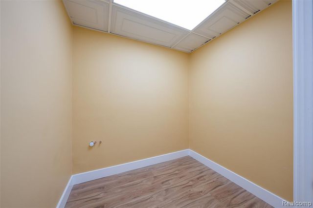 1095 W Huron Street, Waterford, MI 48328