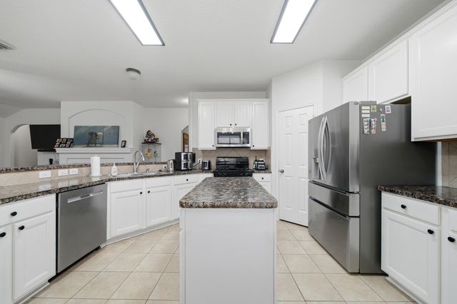 321 Preston Lane, League City, TX 77573