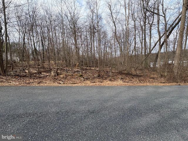 441 W WANNA DRIVE, Auburn, PA 17922