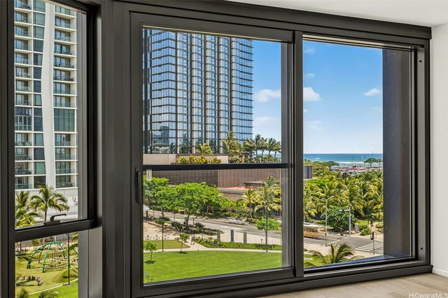 333 Ward Avenue 422, Honolulu, HI 96814