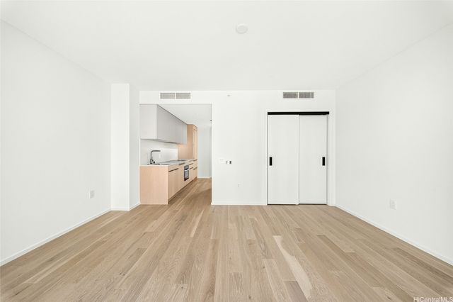 333 Ward Avenue 422, Honolulu, HI 96814