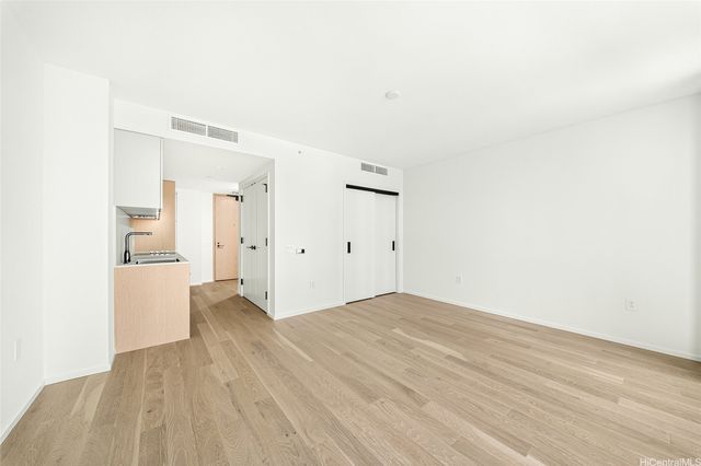 333 Ward Avenue 422, Honolulu, HI 96814