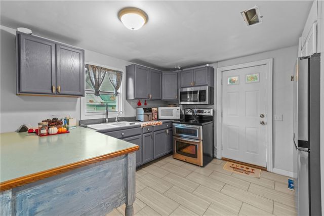 329 Plainfield Street, Providence, RI 02909