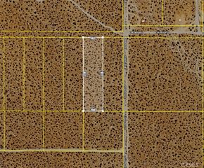 13500 E Avenue U, Pearblossom, CA 93553