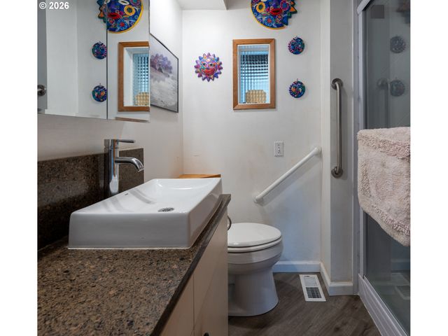 13257 Ne FREMONT St, Portland, OR 97230