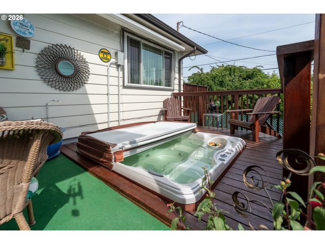 13257 Ne FREMONT St, Portland, OR 97230