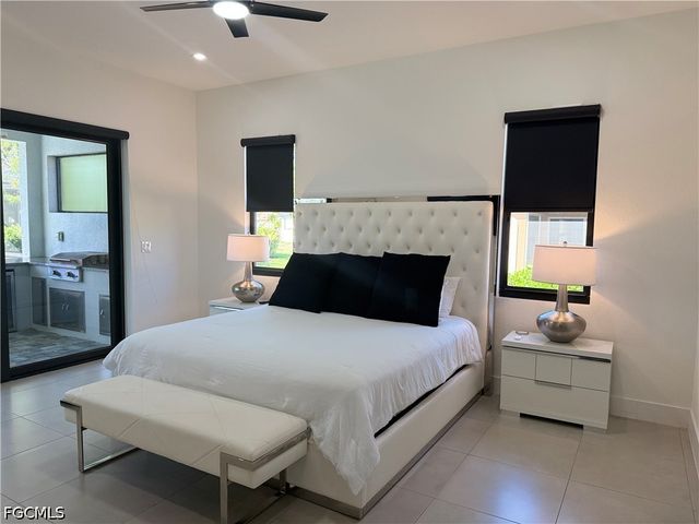 3724 SW 3rd ST, Cape Coral, FL 33991