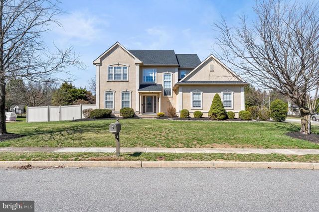 9 WATERS EDGE DR, Riverside, NJ 08075