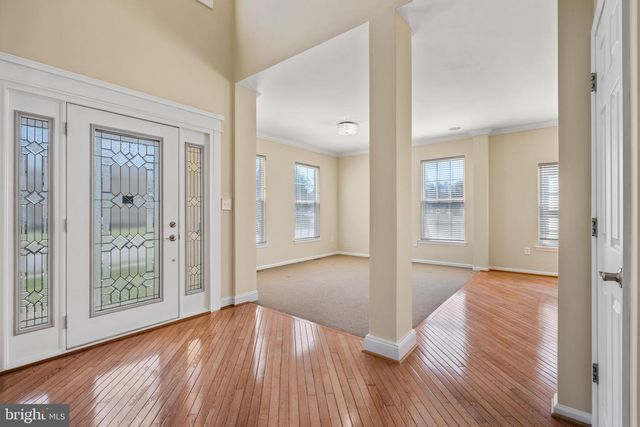 9 WATERS EDGE DR, Riverside, NJ 08075