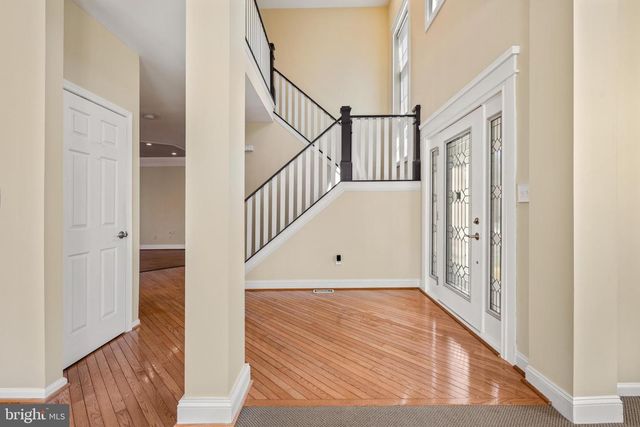 9 WATERS EDGE DR, Riverside, NJ 08075