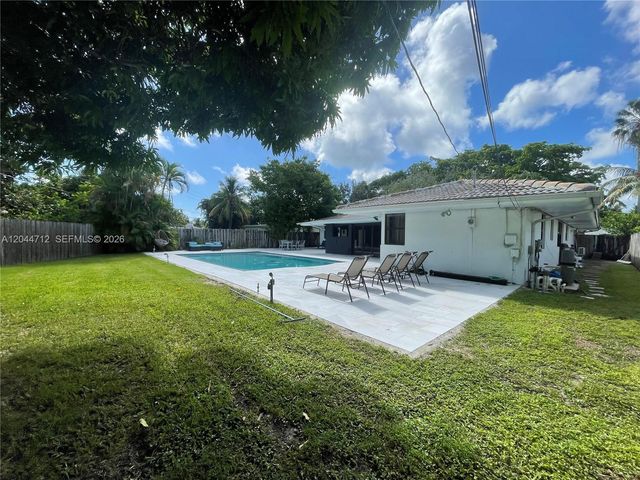 2115 Alamanda Drive, North Miami, FL 33181