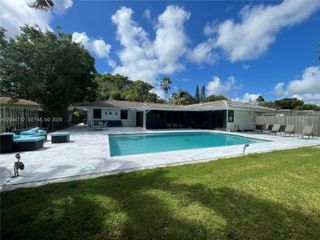 2115 Alamanda Drive, North Miami, FL 33181