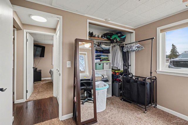 170 Mccarthy Lane, Saginaw, MI 48609