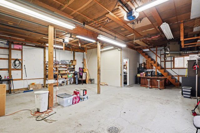 170 Mccarthy Lane, Saginaw, MI 48609