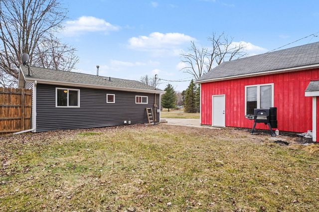 170 Mccarthy Lane, Saginaw, MI 48609