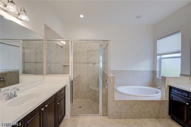 13631 Manchester WAY, Naples, FL 34109
