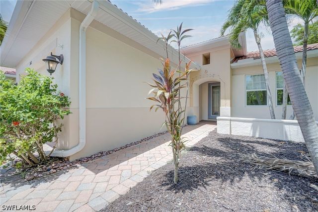 13631 Manchester WAY, Naples, FL 34109