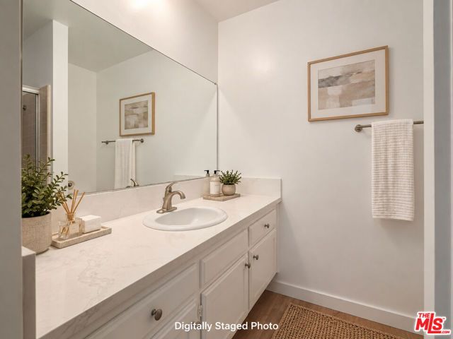5625 Windsor Way 117, Culver City, CA 90230