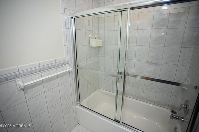 124 Adamecs Way 25, South Amboy, NJ 08879