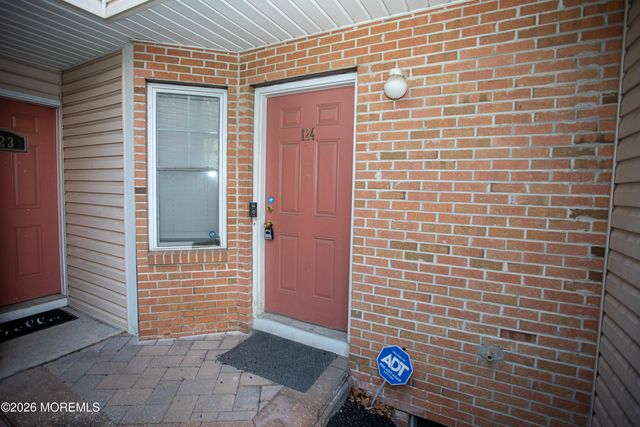 124 Adamecs Way 25, South Amboy, NJ 08879