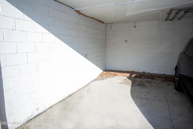 124 Adamecs Way 25, South Amboy, NJ 08879