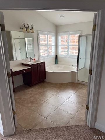 102 Riparian Drive, O'fallon, MO 63368