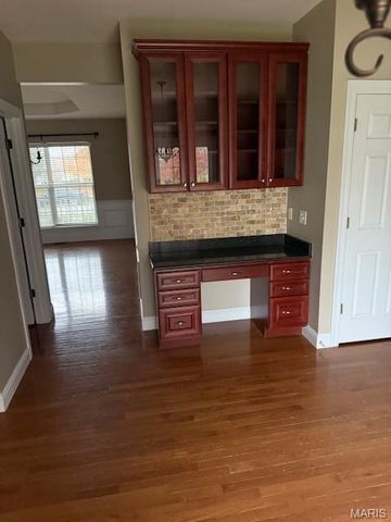 102 Riparian Drive, O'fallon, MO 63368