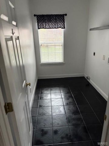 102 Riparian Drive, O'fallon, MO 63368