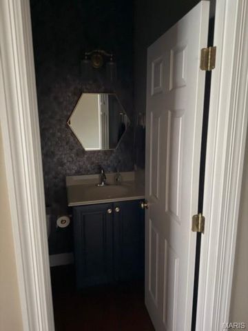 102 Riparian Drive, O'fallon, MO 63368