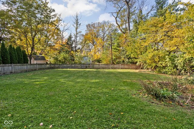 8146 N Whittier Place, Indianapolis, IN 46250