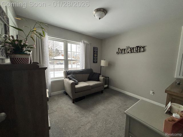 605 Hartner Drive, Holly Village, MI 48442