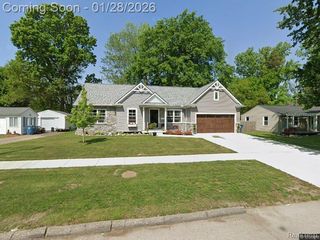 605 Hartner Drive, Holly Village, MI 48442