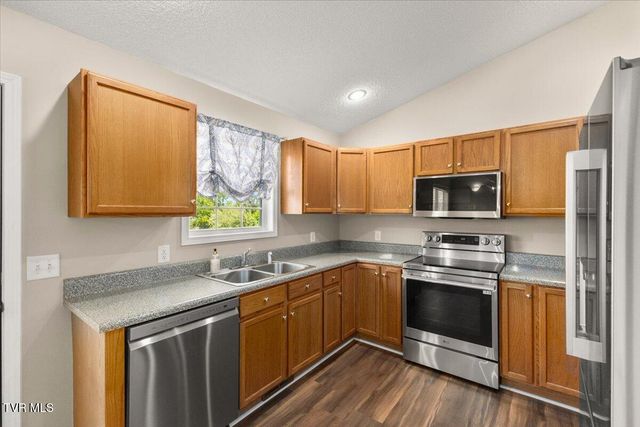 238 Cedar Valley Boulevard, Gray, TN 37615