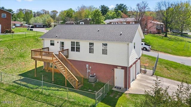 238 Cedar Valley Boulevard, Gray, TN 37615