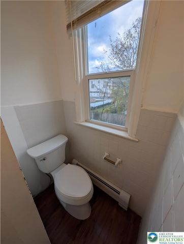 426 Carlton Avenue Apt 2, Bethlehem City, PA 18015