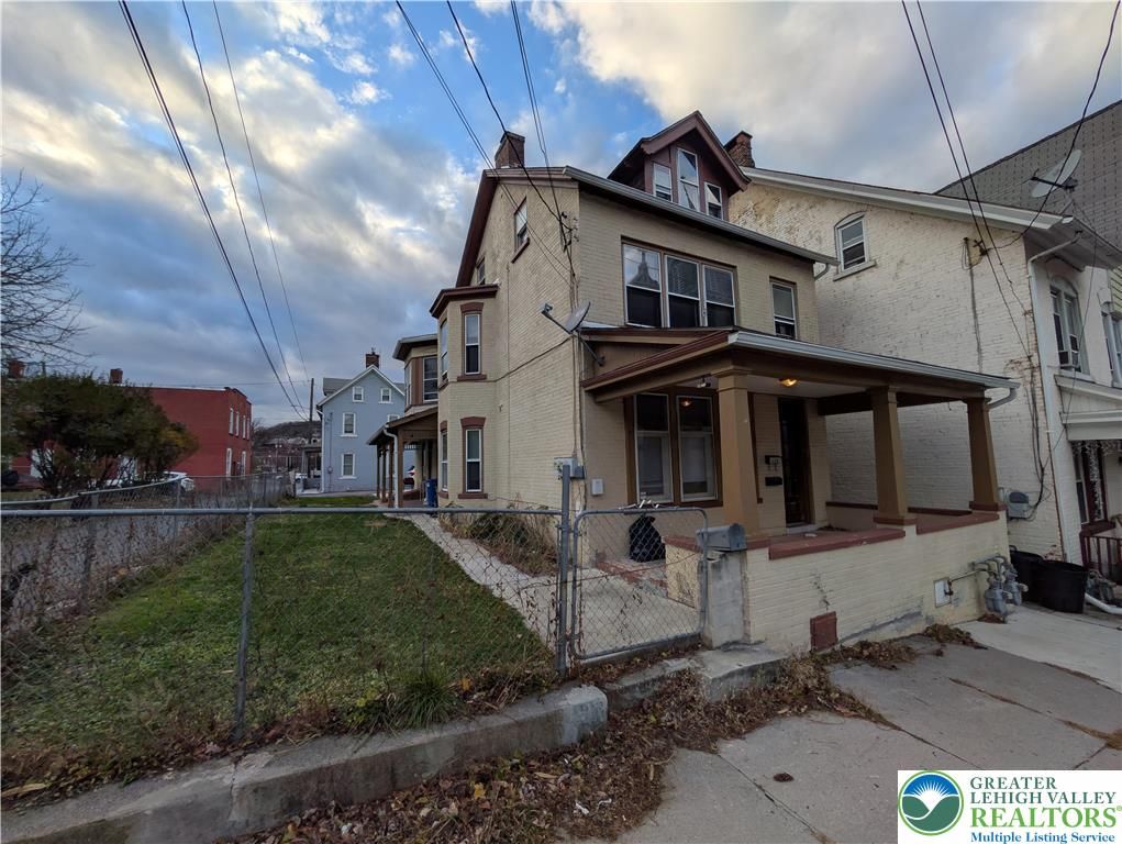 426 Carlton Avenue Apt 2, Bethlehem City, PA 18015