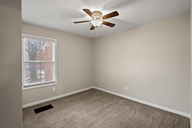 214 W 8th Street, Newport, KY 41071