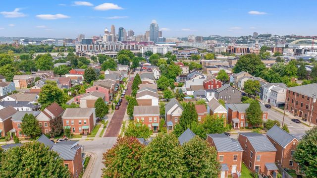 214 W 8th Street, Newport, KY 41071