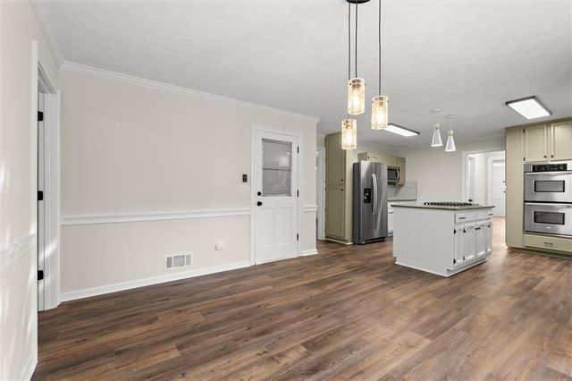 4922 Signal Court SW, Lilburn, GA 30047