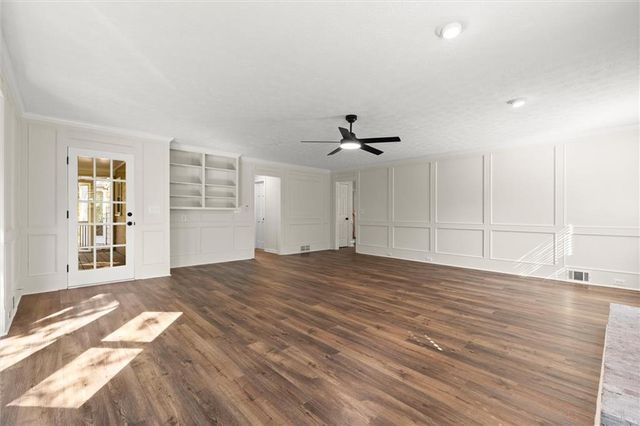 4922 Signal Court SW, Lilburn, GA 30047