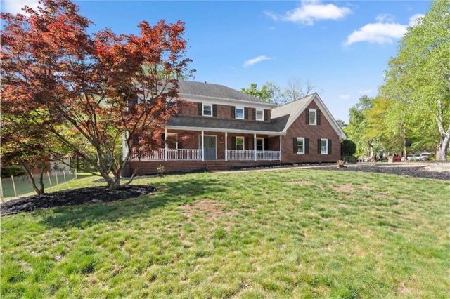 4922 Signal Court SW, Lilburn, GA 30047