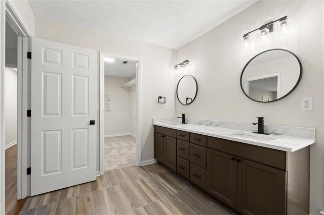 4922 Signal Court SW, Lilburn, GA 30047