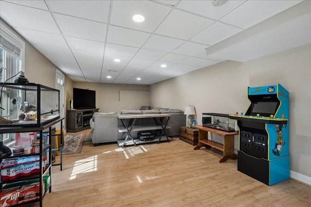 114 Washington Street, Concord, NH 03303
