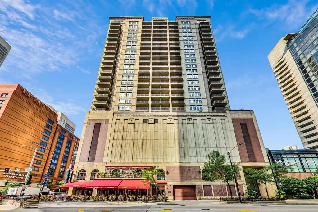 630 N State Street 2109, Chicago, IL 60654 — exterior