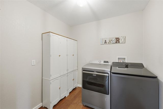 16292 Sycamore Rd, Cat Spring, TX 78933