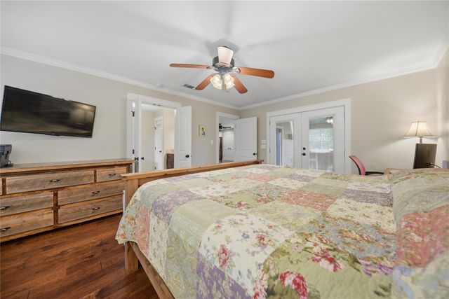 16292 Sycamore Rd, Cat Spring, TX 78933